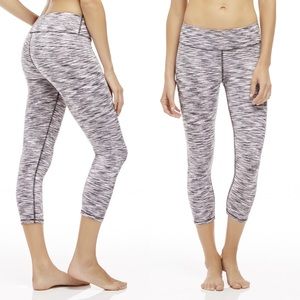 EUC Fabletics Capri (Seashell multi stripe)